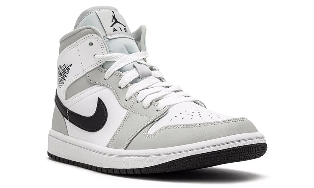 Nike Air Jordan 1 Mid "Smoke Grey"