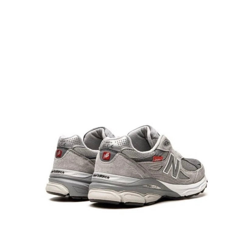 New Balance 990 V3