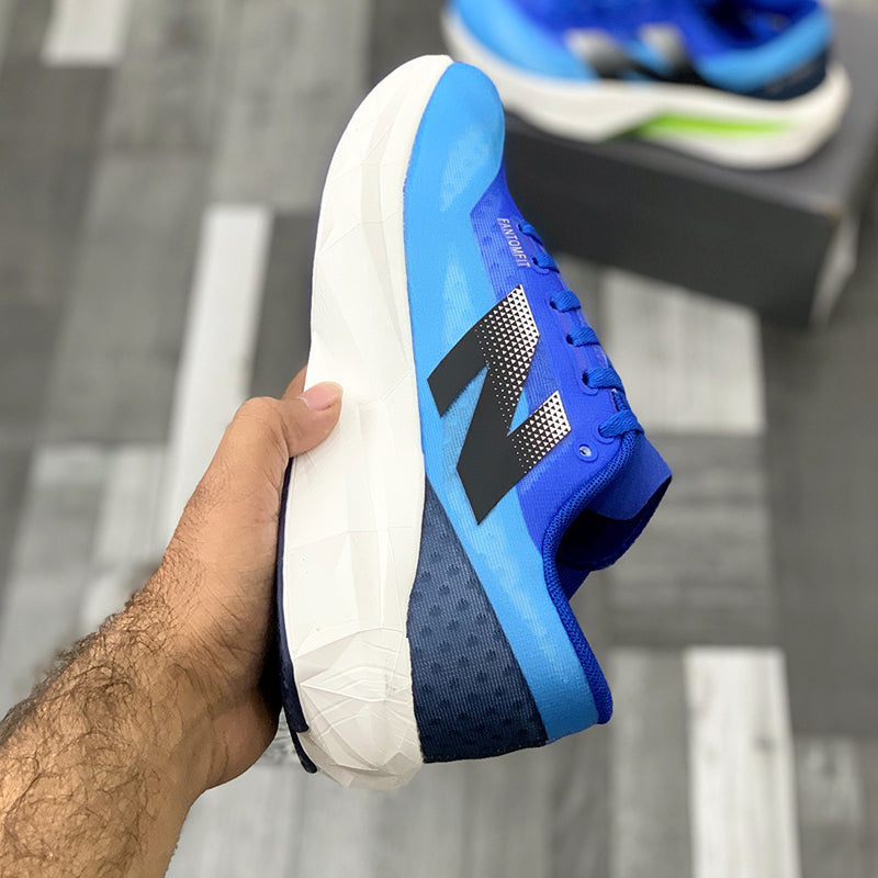 New Balance FuelCell Rebel v4 Limelight Blue