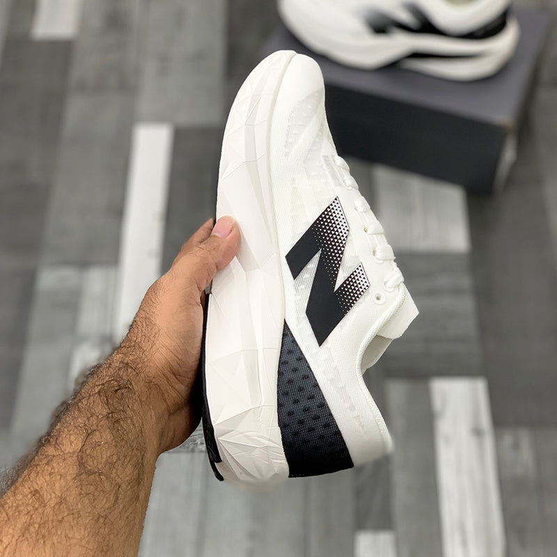 New Balance FuelCell Rebel v4 SC Elite Off White