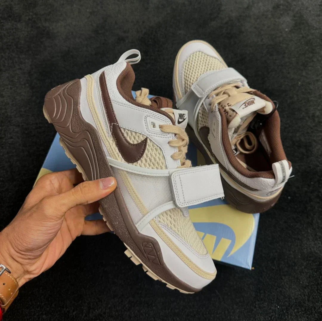 Nike Zoom Field Jaxx Travis Scott Light Chocolate